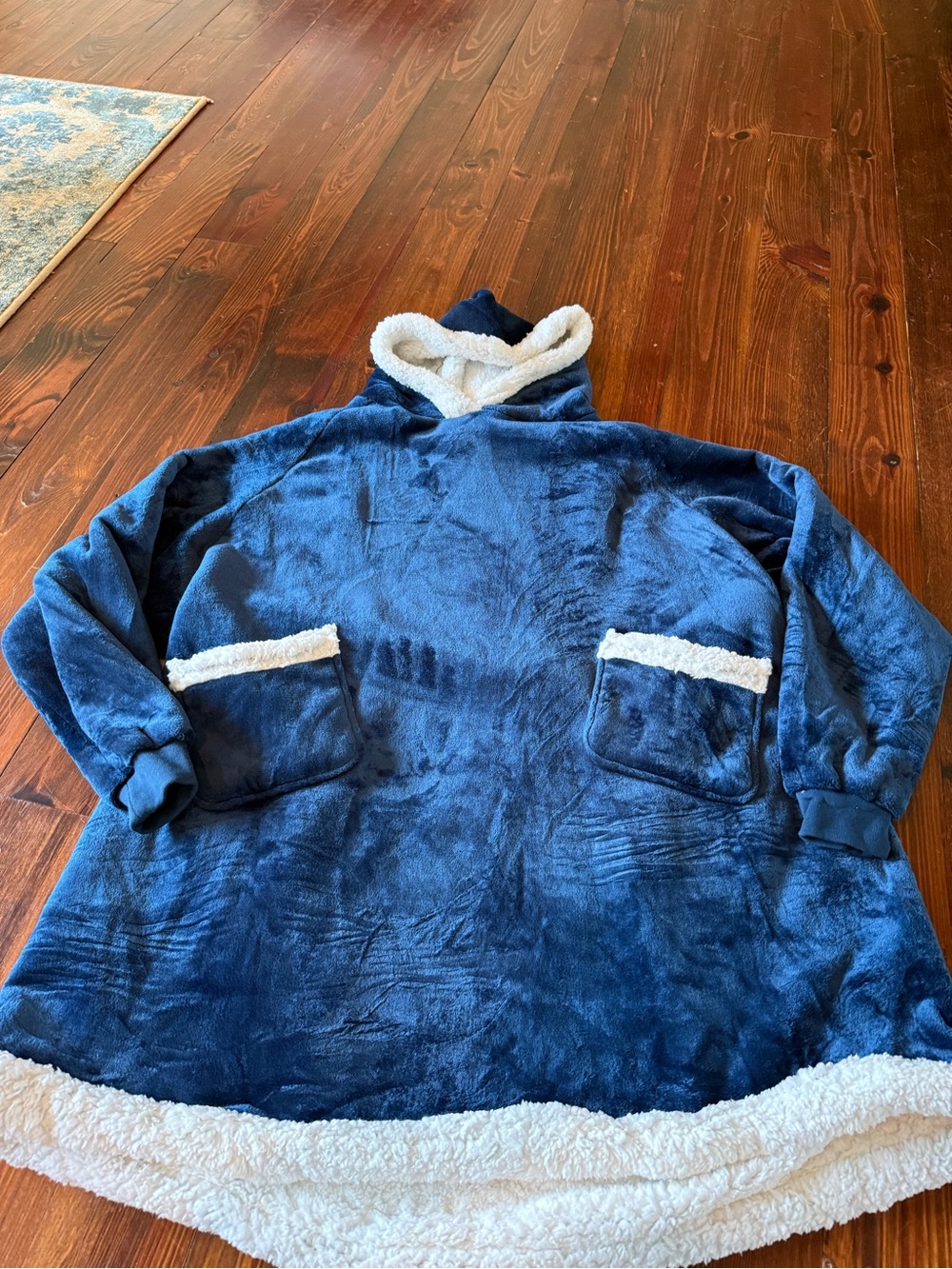 Cozy Plush Hooded Wearable Blanket - Navy with White Sherpa Trim